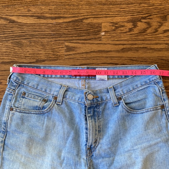 Levi’s straight leg 505. Size 10 - Picture 5 of 11
